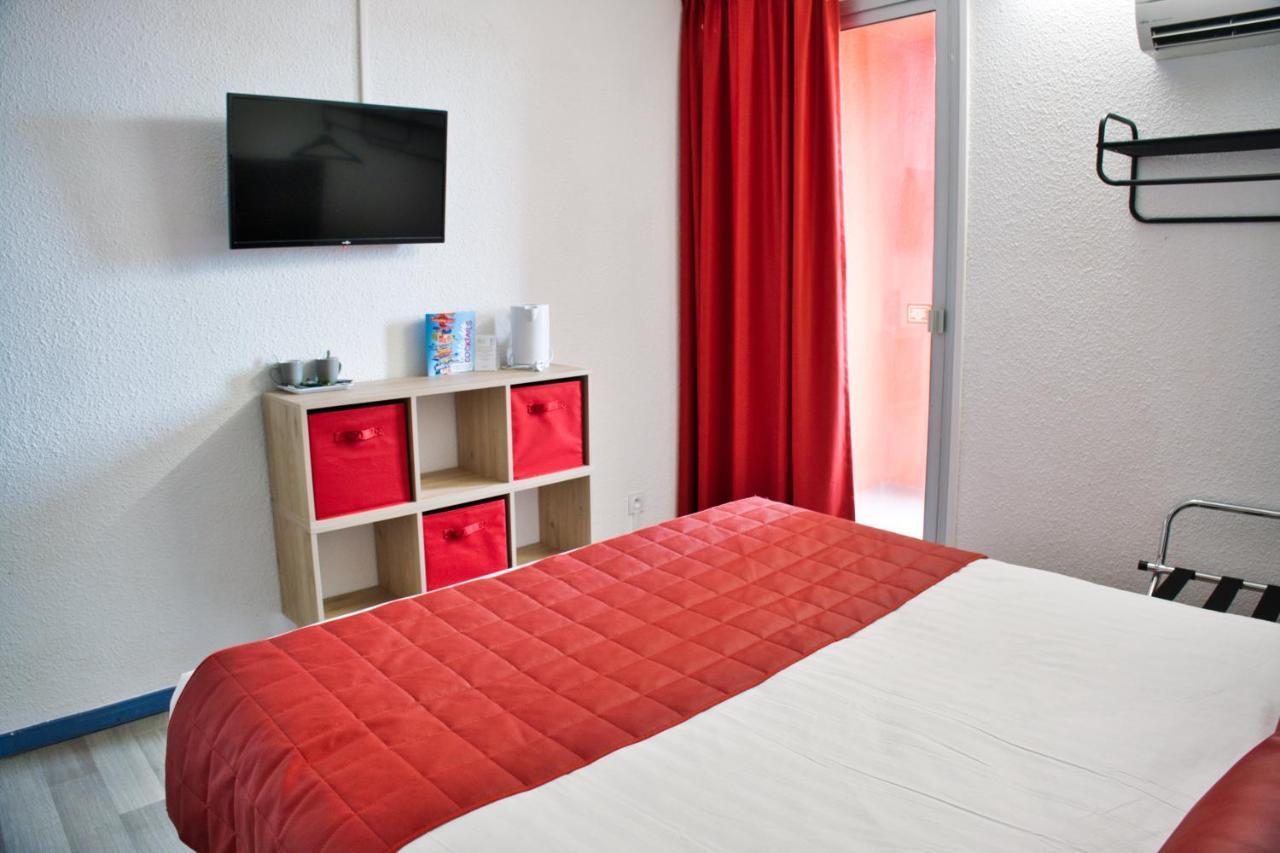 Cit'Hotel Des 2 Golfs Leucate Exterior photo