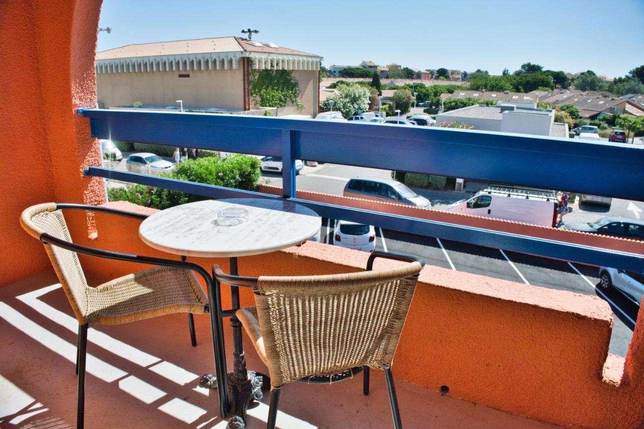 Cit'Hotel Des 2 Golfs Leucate Exterior photo
