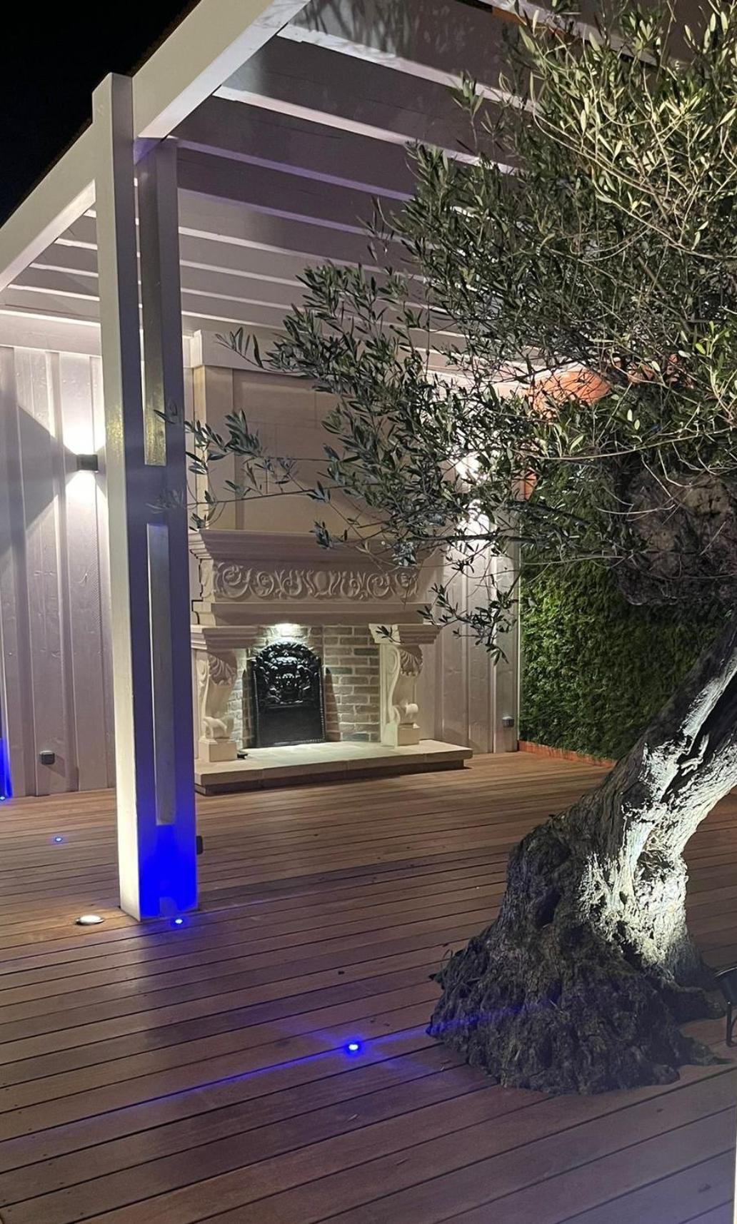 Cit'Hotel Des 2 Golfs Leucate Exterior photo